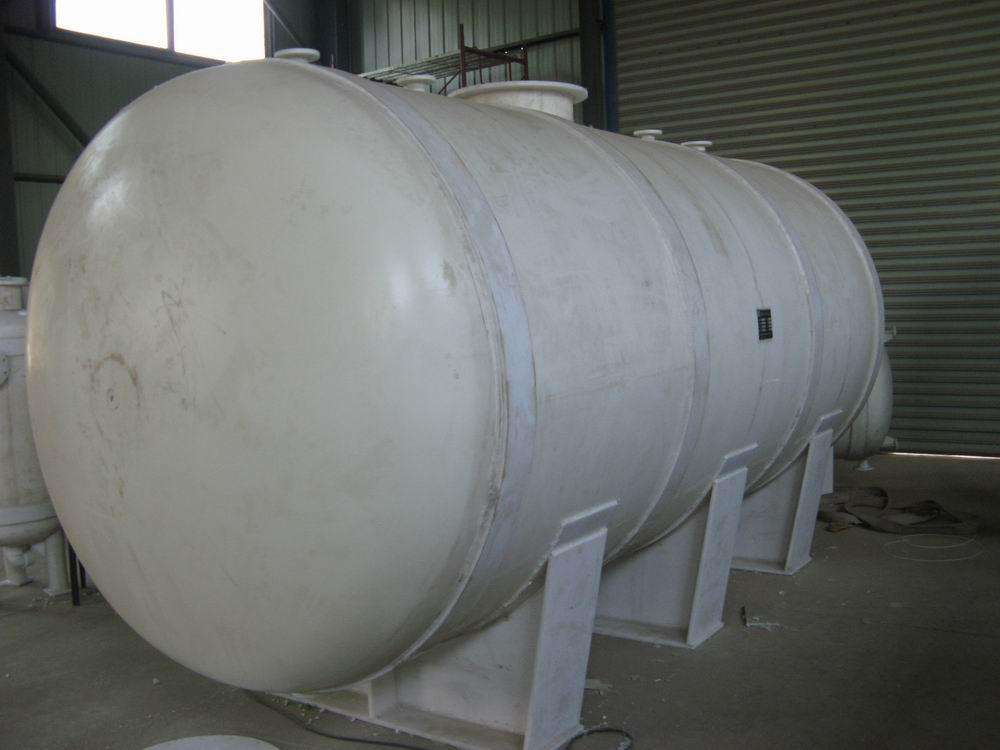 臥式儲(chǔ)罐和立式儲(chǔ)罐的缺點(diǎn)：